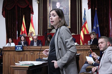 La portavoz del grupo municipal de Compromís per Elx, Esther Díez.